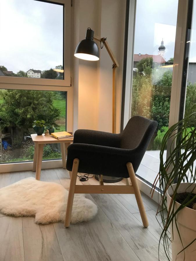 Ferienwohnung „Frosch“ Neukirchen-Balbini Bagian luar foto